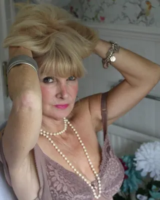 Lise, 60 ans, plan cul à Carcassonne